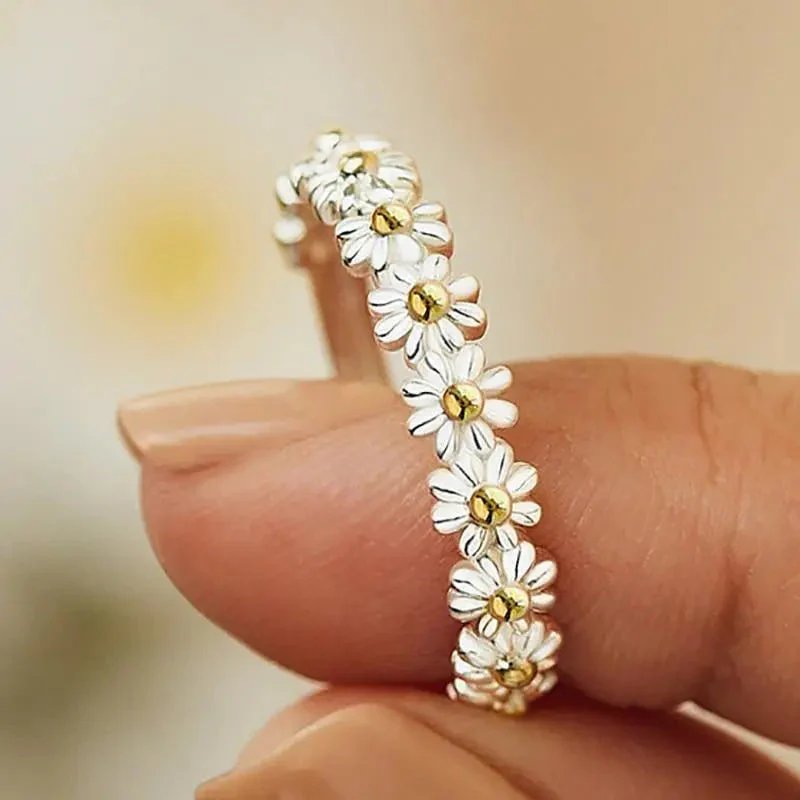 Adjustable Sterling Silver Enamel Daisy Ring