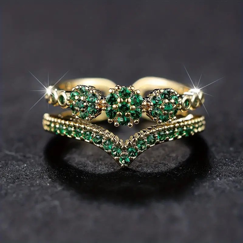 Pavé-Set Emerald Cluster Ring