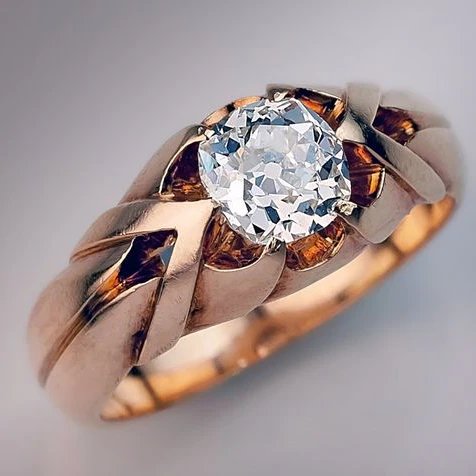 Gold Vintage Solitaire Ring