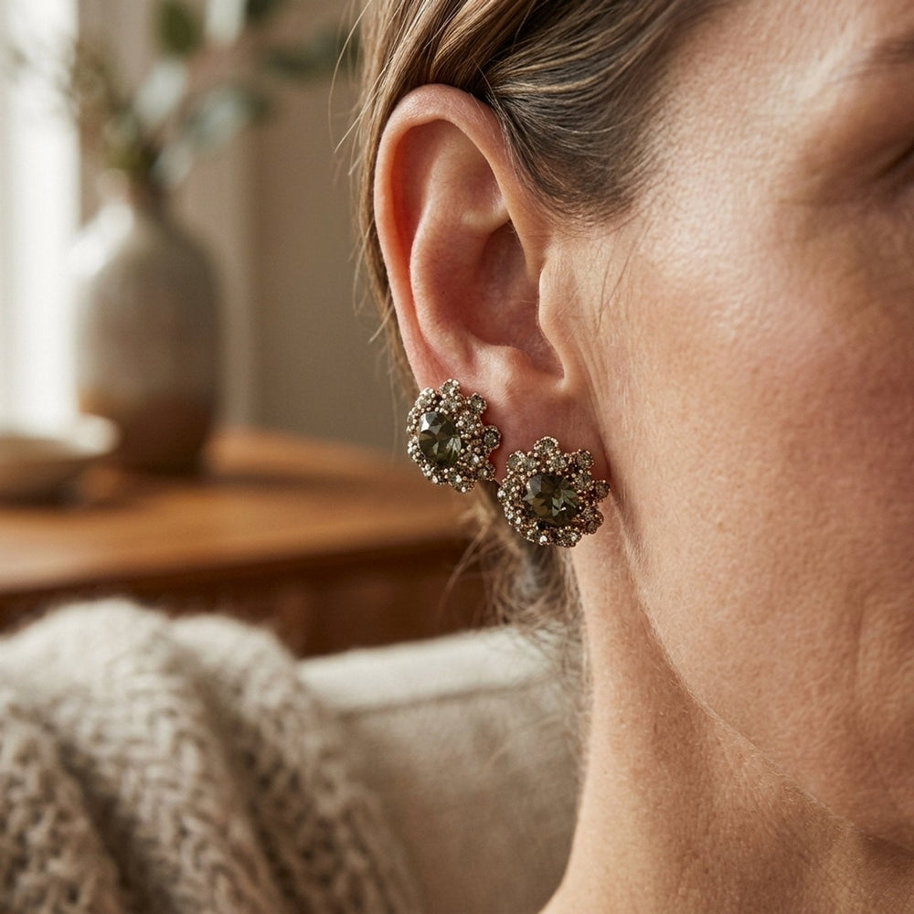 Halo Vintage Stud Earrings