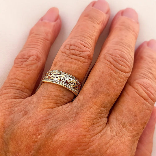 Filigree Diamond-Accented Gold Band Ring
