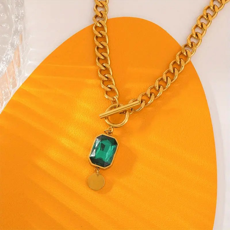 Chunky Chain Toggle Clasp Pendant Necklace