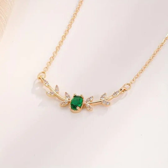 Delicate Chain Emerald Pendant Necklace