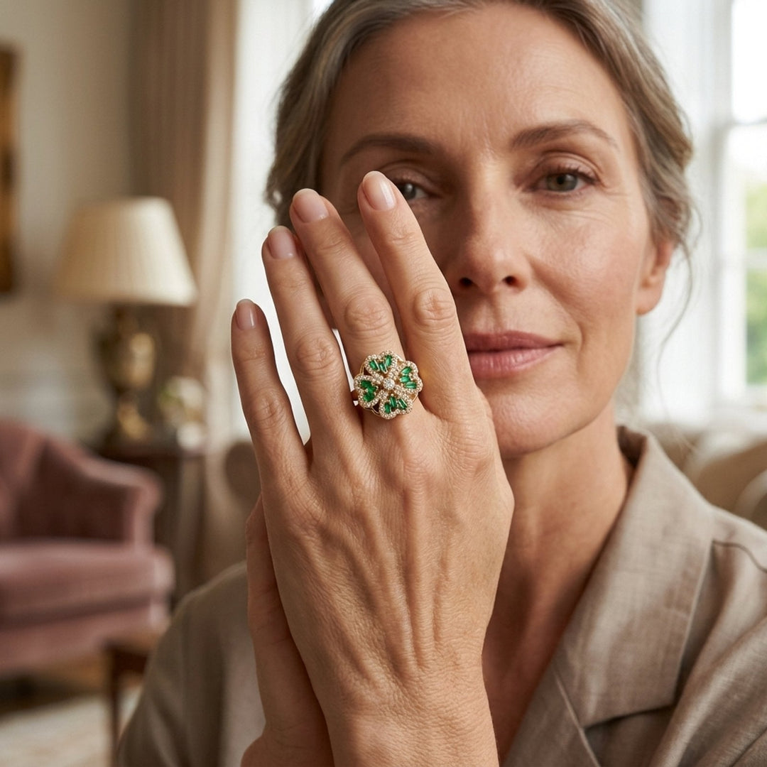 18k Gold Emerald Baguette Flower Ring