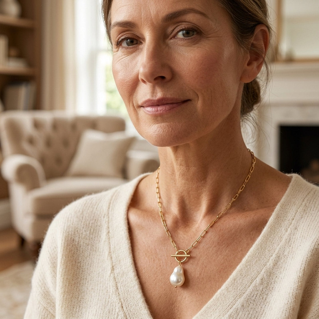 Toggle Clasp Pearl Drop Necklace