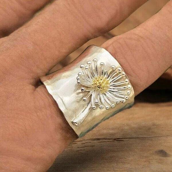 Hammered Silver Daisy Wide Band Ring