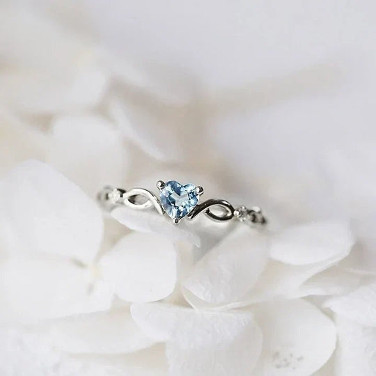 Heart-Shaped Zirconia Band Ring
