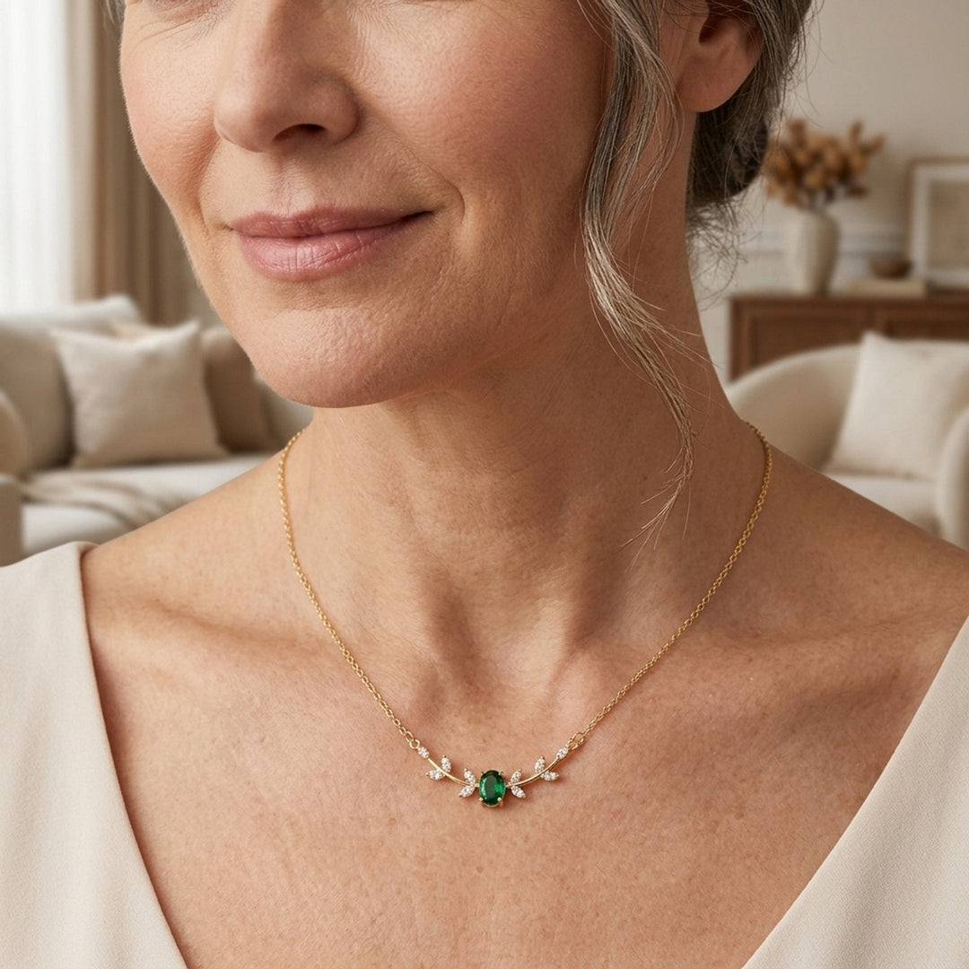 Delicate Chain Emerald Pendant Necklace